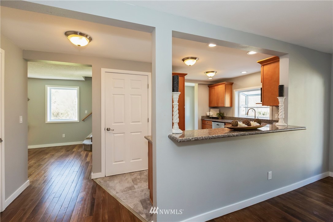 1723 Southeast Fenton Road Port Orchard, WA 98367 - Photo 16 of 35 Gallery Image 16