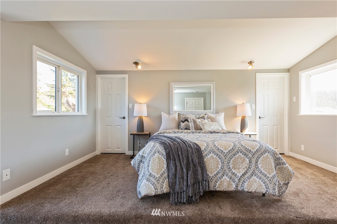 1723 Southeast Fenton Road Port Orchard, WA 98367 - Photo 21 of 35 Gallery Image 21