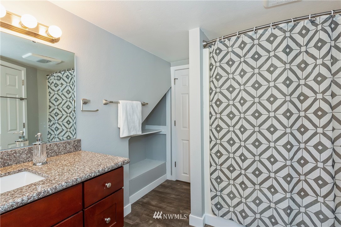 1723 Southeast Fenton Road Port Orchard, WA 98367 - Photo 24 of 35 Gallery Image 24