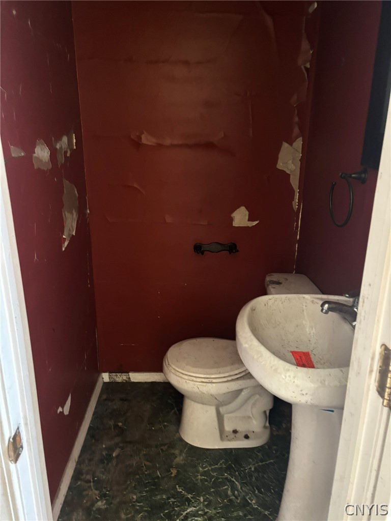 809 Davidson Street Watertown, NY 13601 - Photo 13 of 14