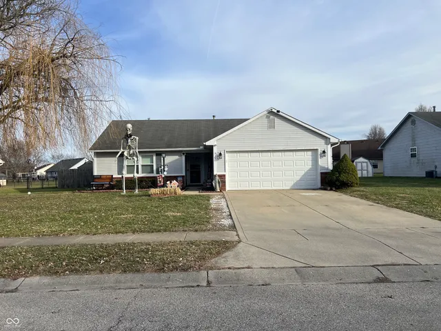$239,900 | 849 Center Street, Greenfield, IN 46140