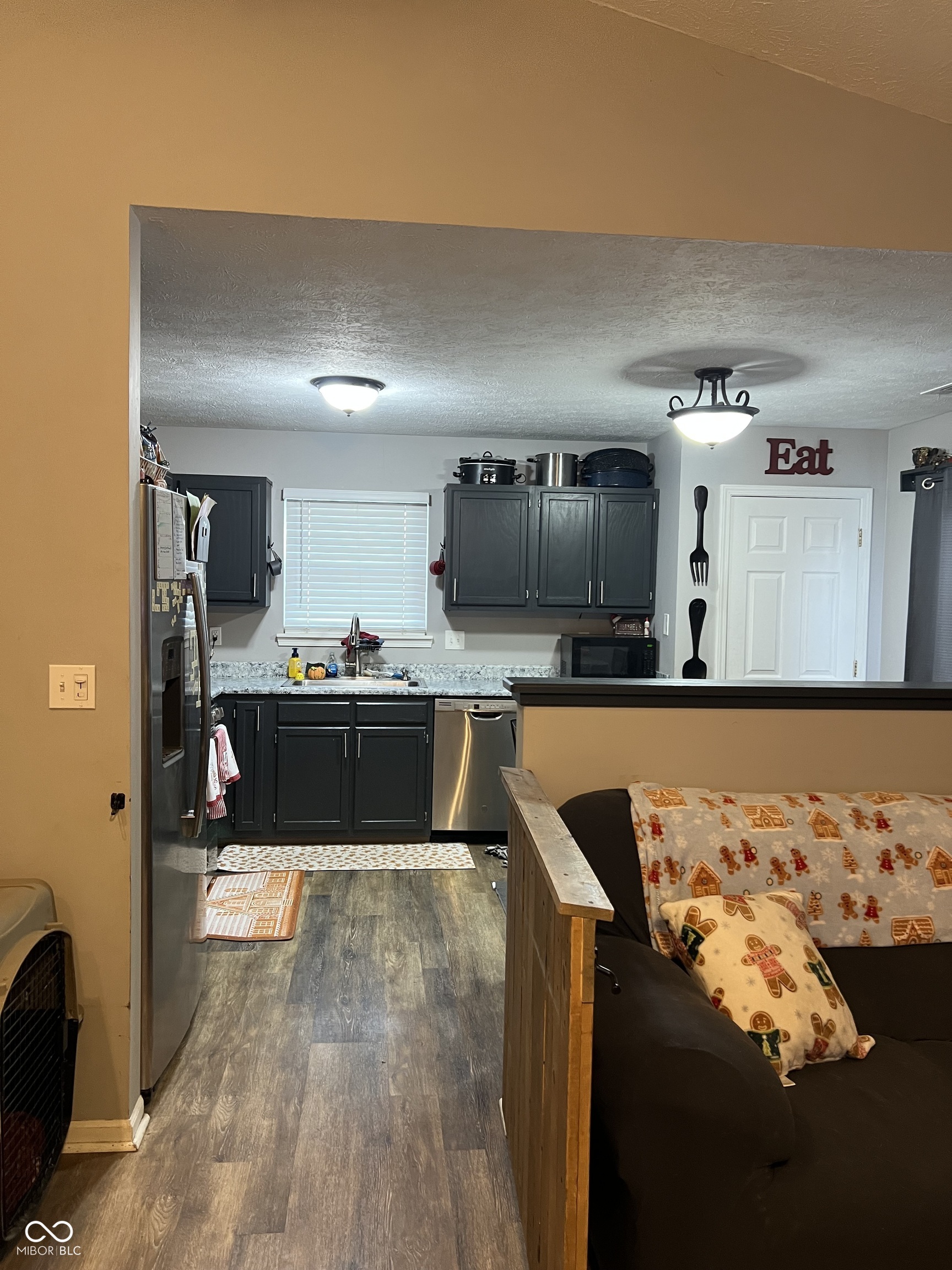 849 Center Street Greenfield, IN 46140 - Photo 3 of 31