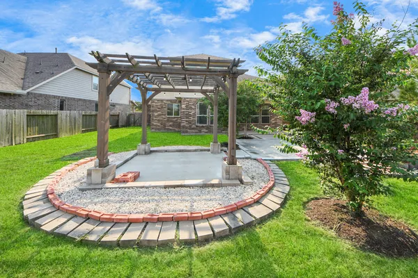 $2,600 | 5118 Kingship Court, Katy, TX 77493