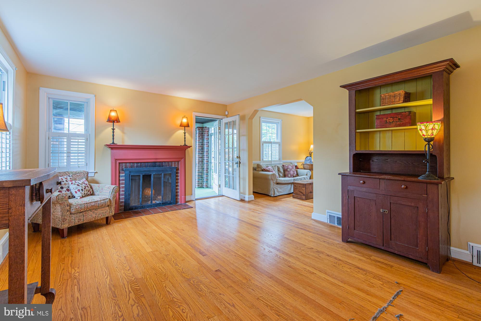 200 Normandy Drive Silver Spring, MD 20901 - Photo 4 of 43