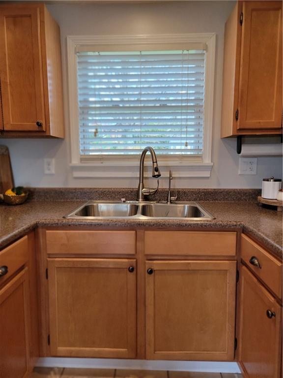 2005 Borland Road Pittsburgh, PA 15243 - Photo 12 of 42