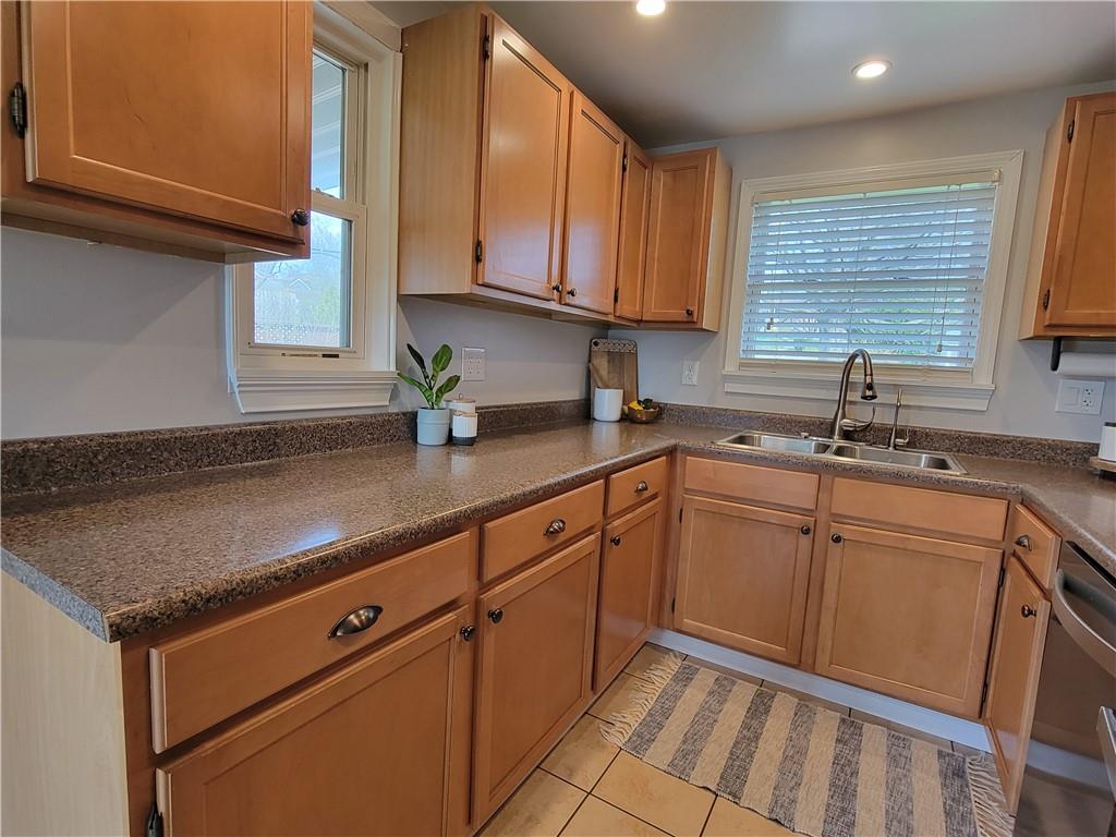 2005 Borland Road Pittsburgh, PA 15243 - Photo 14 of 42