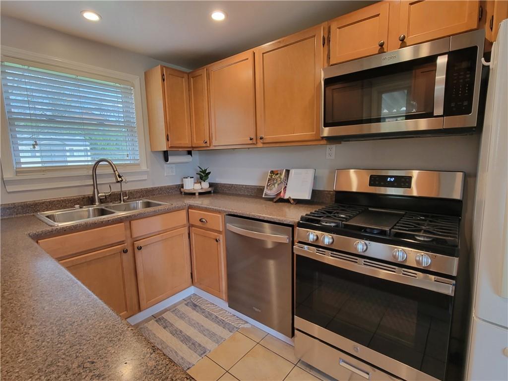2005 Borland Road Pittsburgh, PA 15243 - Photo 15 of 42