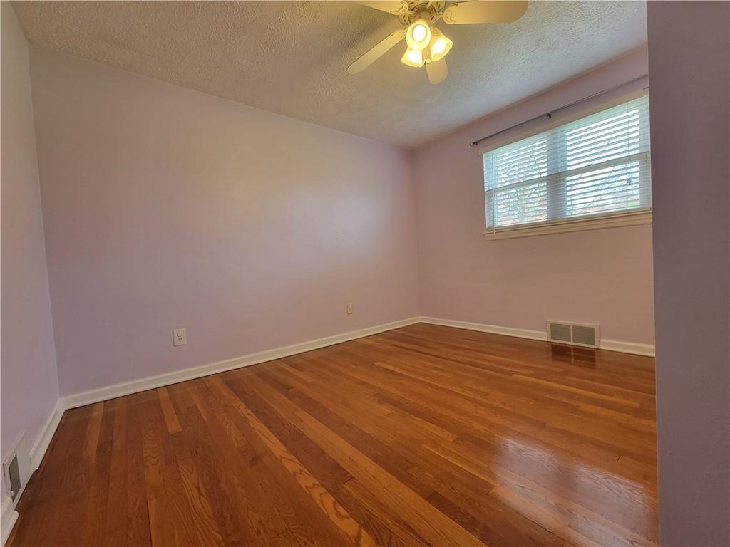 2005 Borland Road Pittsburgh, PA 15243 - Photo 19 of 42