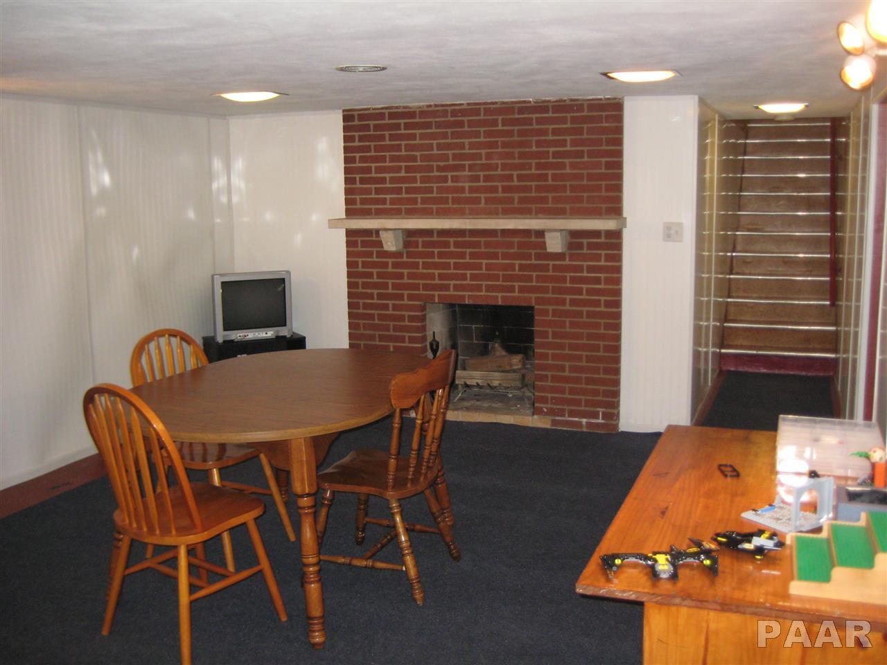 1002 South Main Street Washington, IL 61571 - Photo 19 of 19 Gallery Image 19