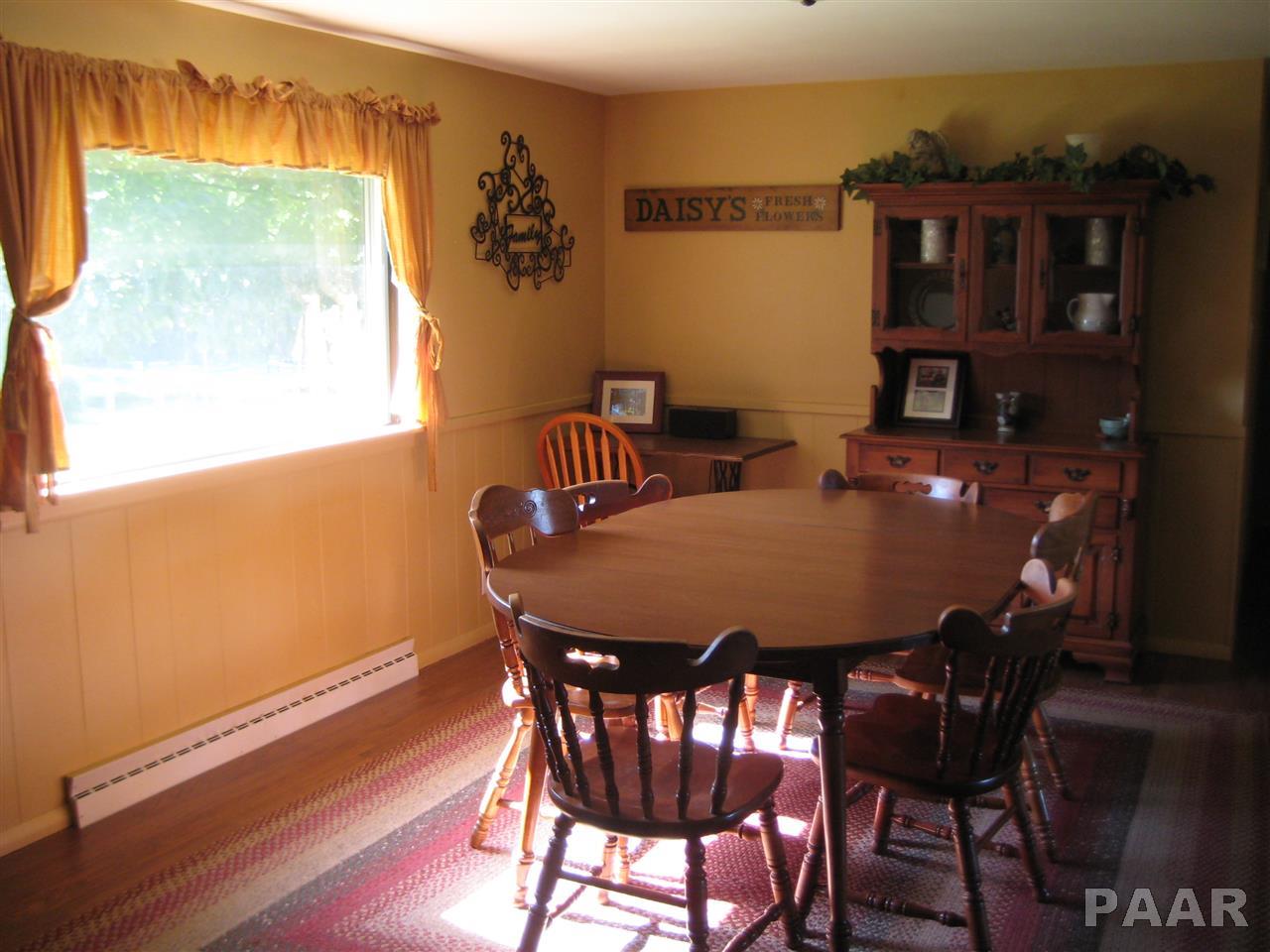 1002 South Main Street Washington, IL 61571 - Photo 10 of 19 Gallery Image 10