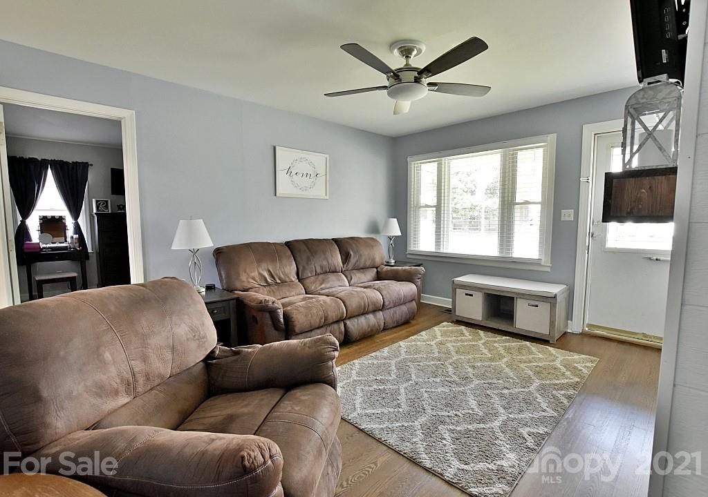 150 Walnut Street Chester, SC 29706 - Photo 5 of 29 Gallery Image 5