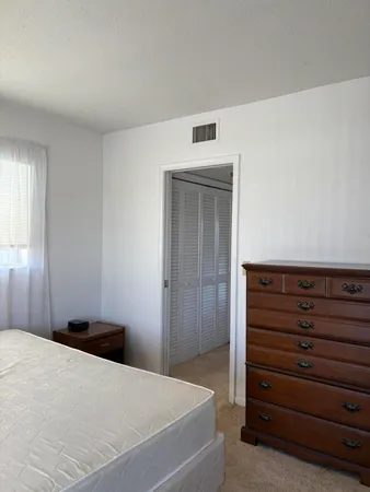 $1,250 | 44 Waltham B, West Palm Beach, FL 33417