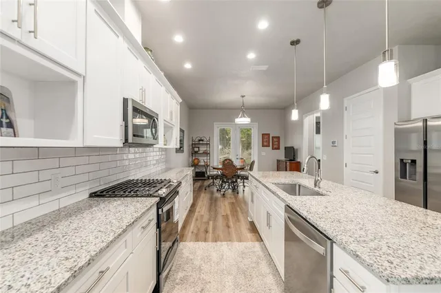 $390,000 | 1272 Northwest 132nd Boulevard, Newberry, FL 32669