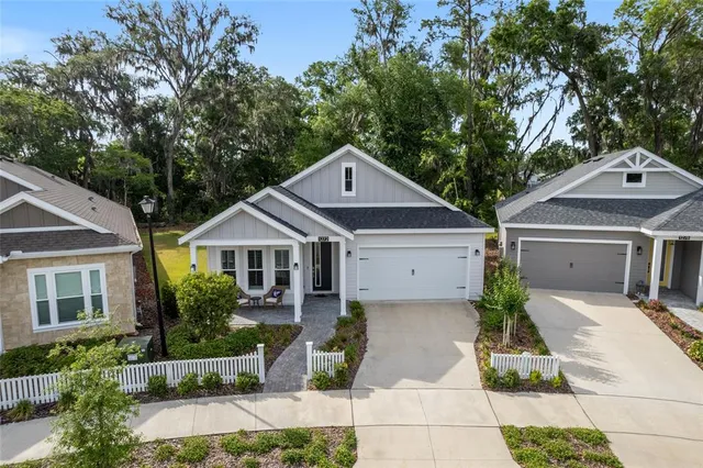 $390,000 | 1272 Northwest 132nd Boulevard, Newberry, FL 32669