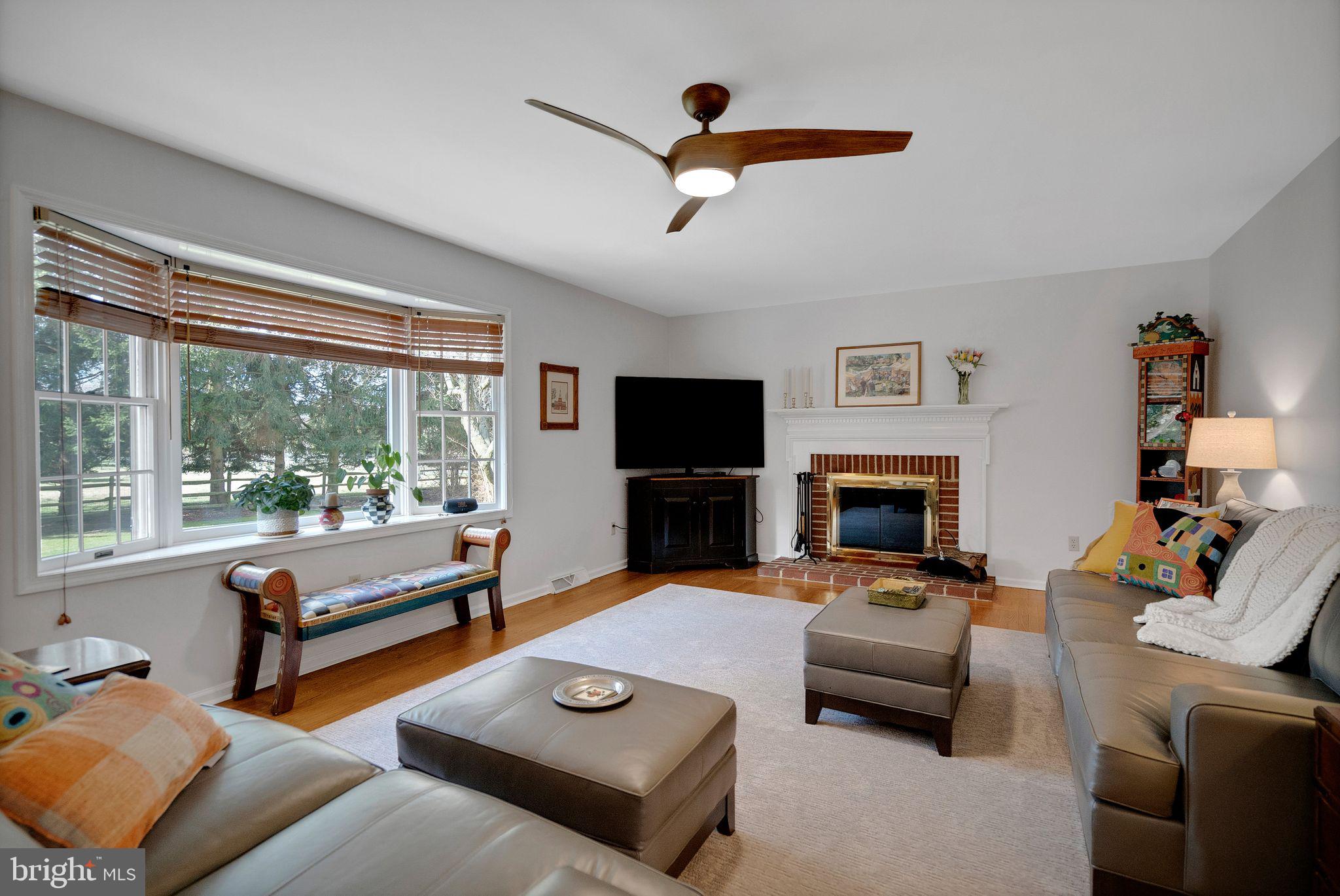 111 Ridgeview Lane Doylestown, PA 18901 - Photo 8 of 30 Family Room
