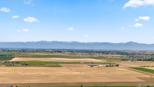 $1,000,000 | 2 Imboden Road, Hudson, CO 80642