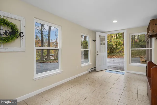 $615,000 | 10 Woods Road, Elverson, PA 19520