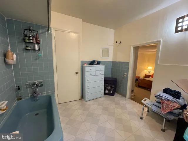 a view of a storage & utility room