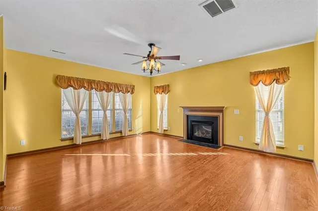 $2,000 | 4623 Village Square Court, Greensboro, NC 27409