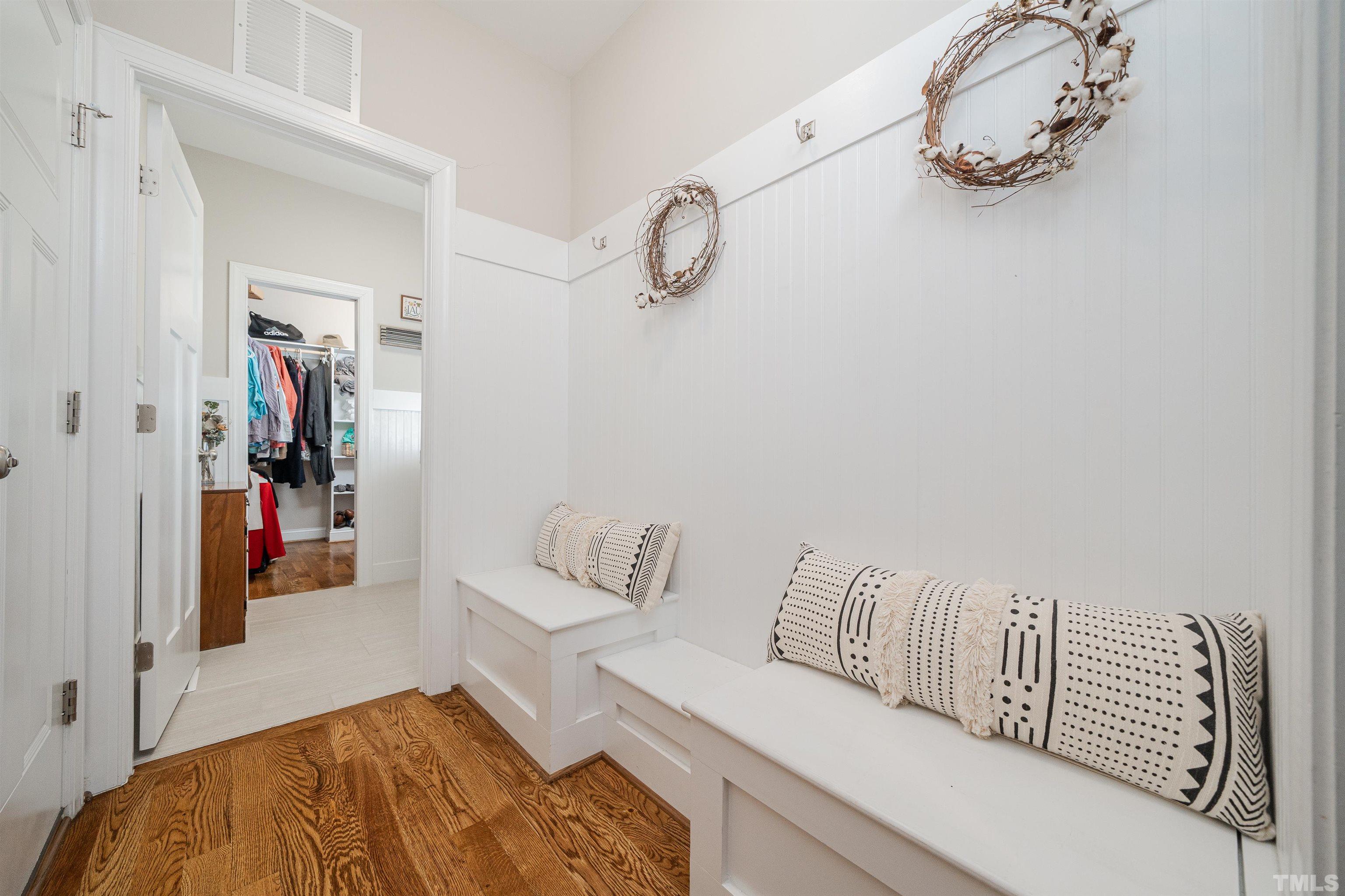 616 Connington Way Rolesville, NC 27571 - Photo 32 of 51 a living room with furniture