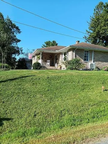 $310,000 | 127 South Oakhall Drive, Oakland, MD 21550