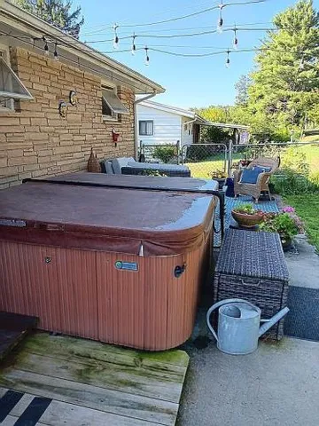 $310,000 | 127 South Oakhall Drive, Oakland, MD 21550