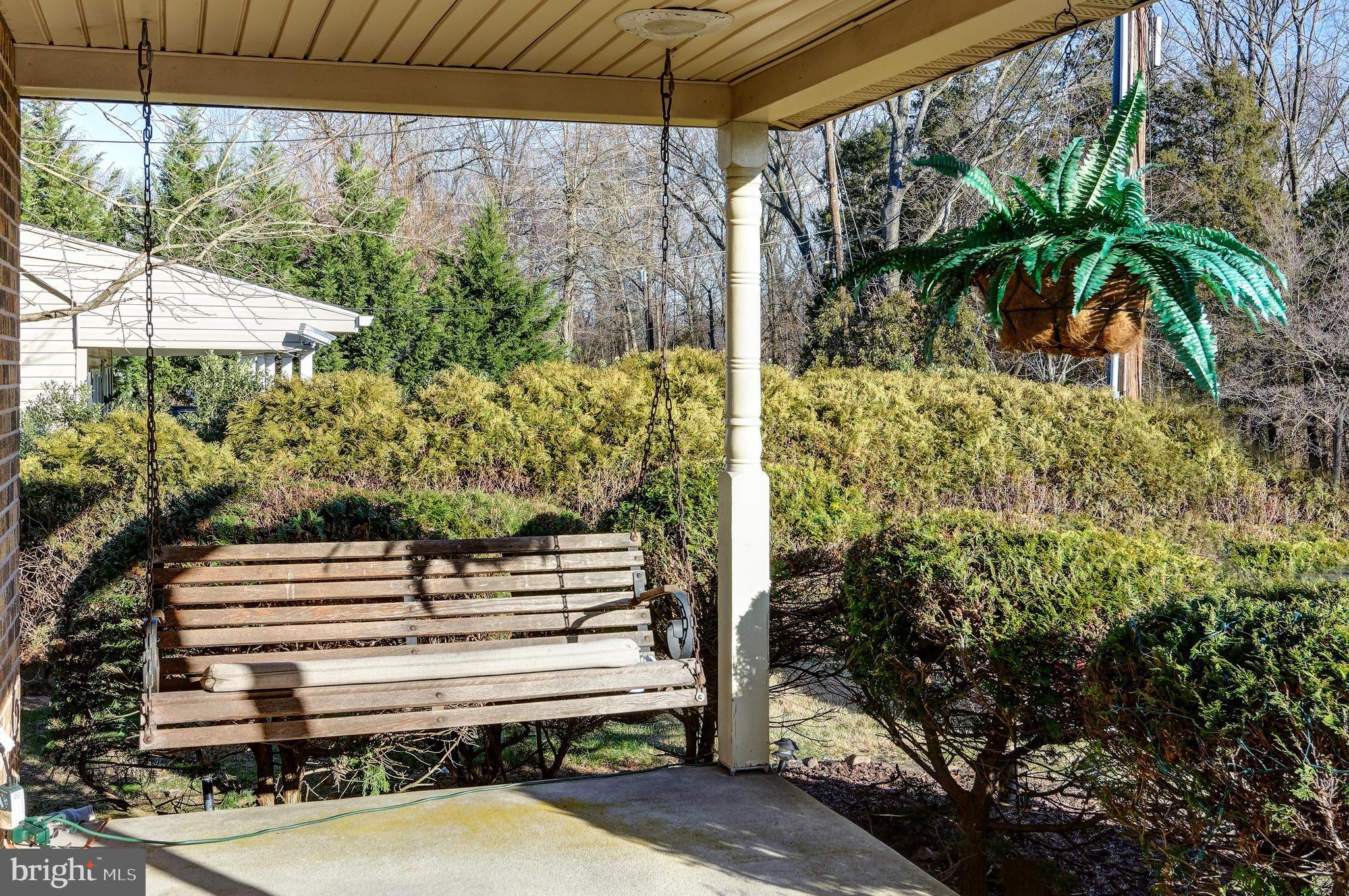 18 Sunset Road Blackwood, NJ 08012 - Photo 2 of 37