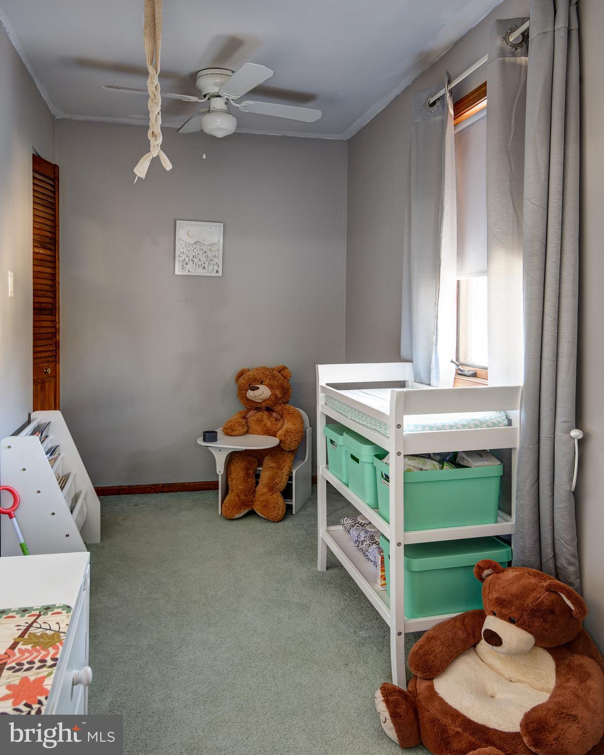 18 Sunset Road Blackwood, NJ 08012 - Photo 31 of 37 a room with toys and a window