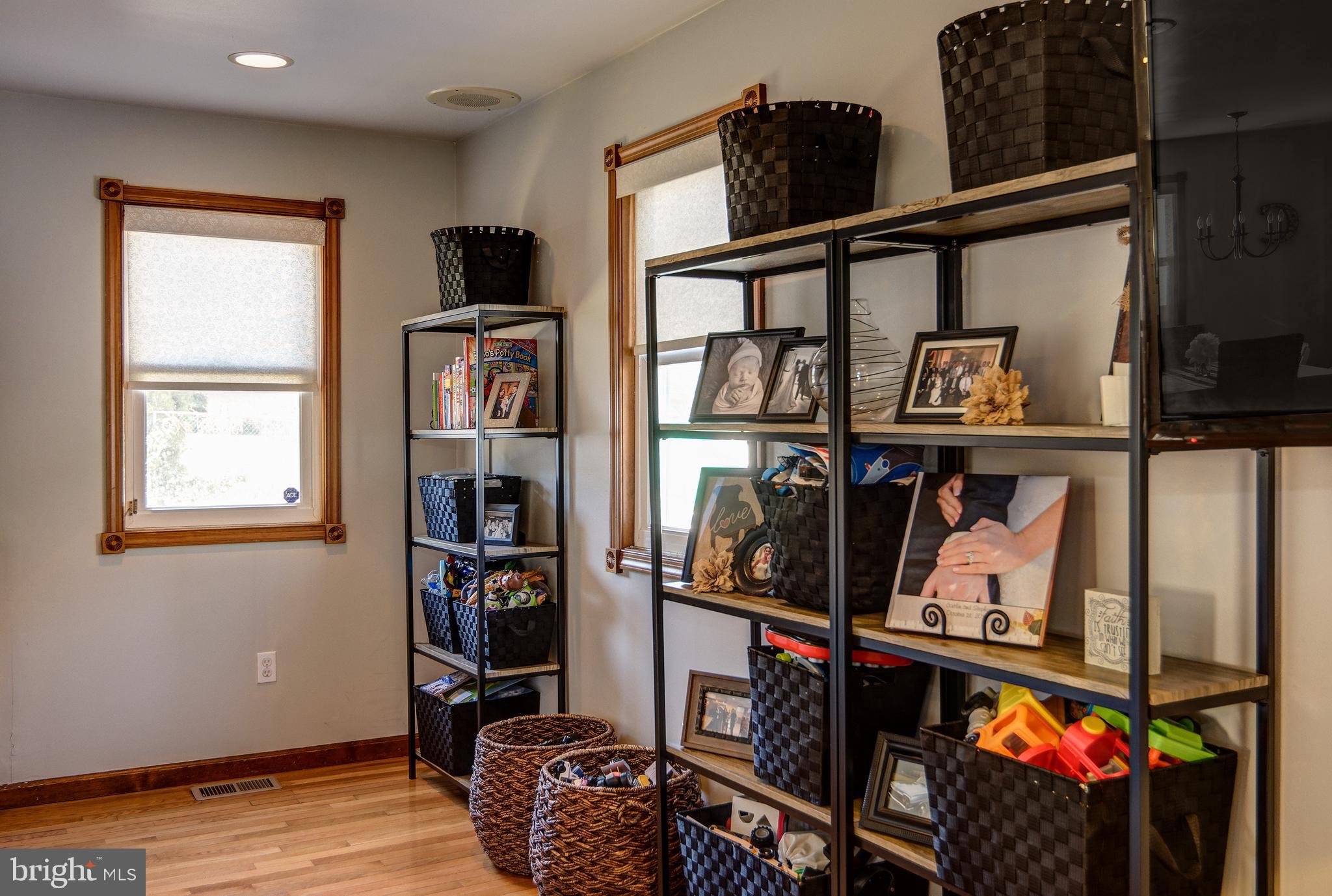 18 Sunset Road Blackwood, NJ 08012 - Photo 5 of 37 a view of a interior of house