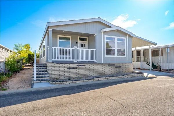$315,000 | 1150 Ventura Boulevard, Unit 77, Camarillo, CA 93010