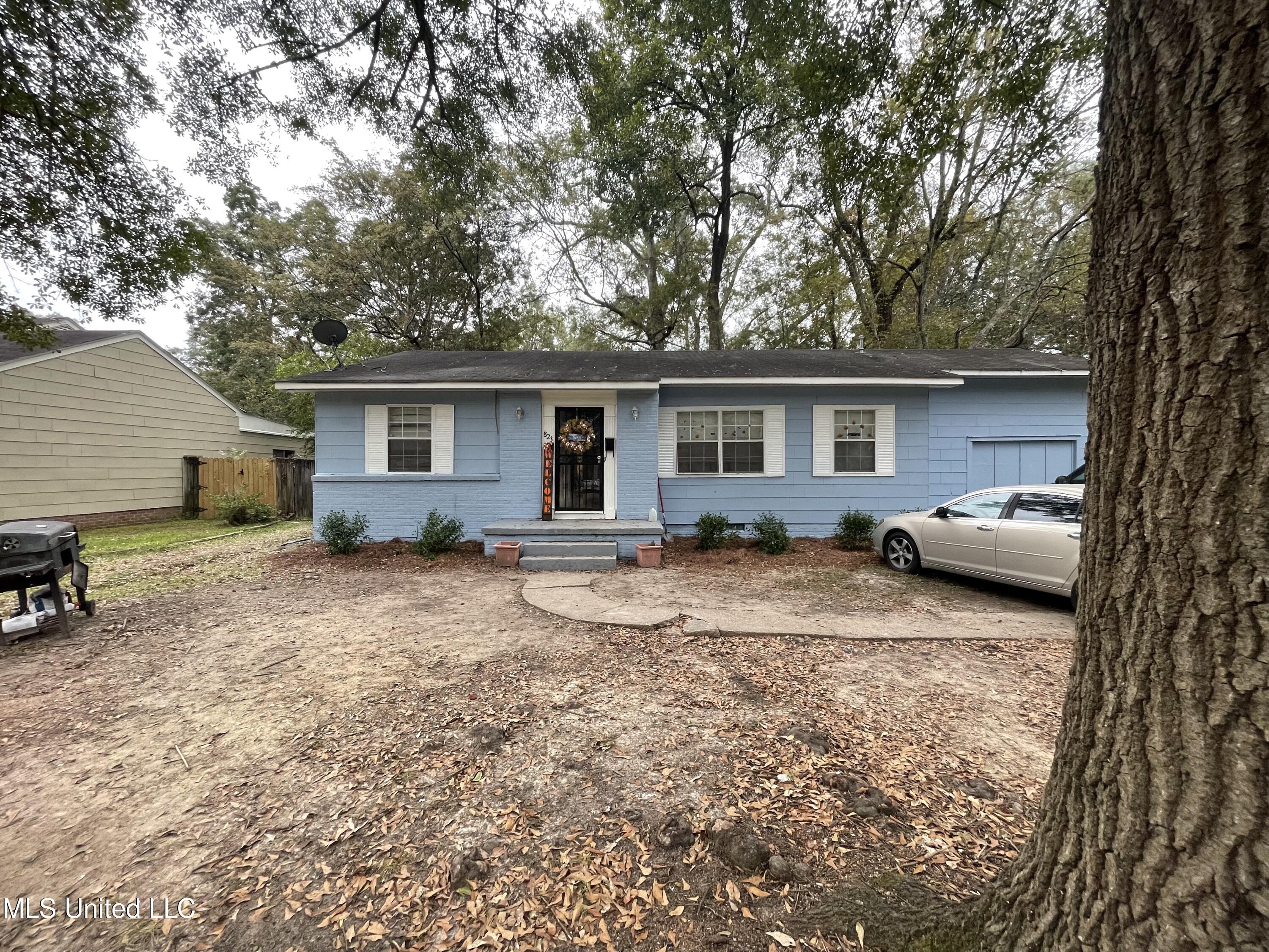 823 Lawrence Road Jackson, MS 39206 - Photo 1 of 1 Street View