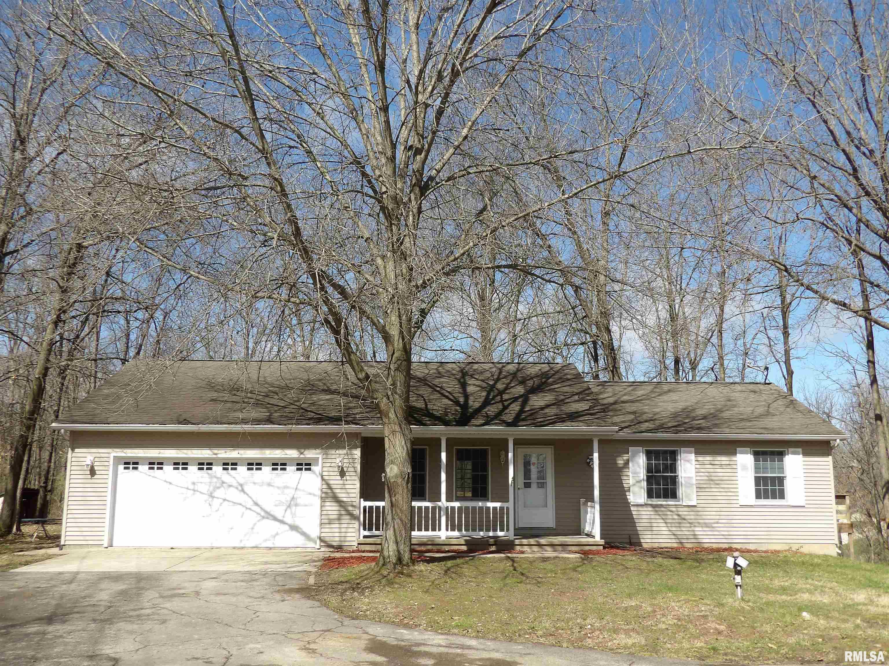 511 West Little Street Athens, IL 62613 - Photo 1 of 27 Gallery Image 1