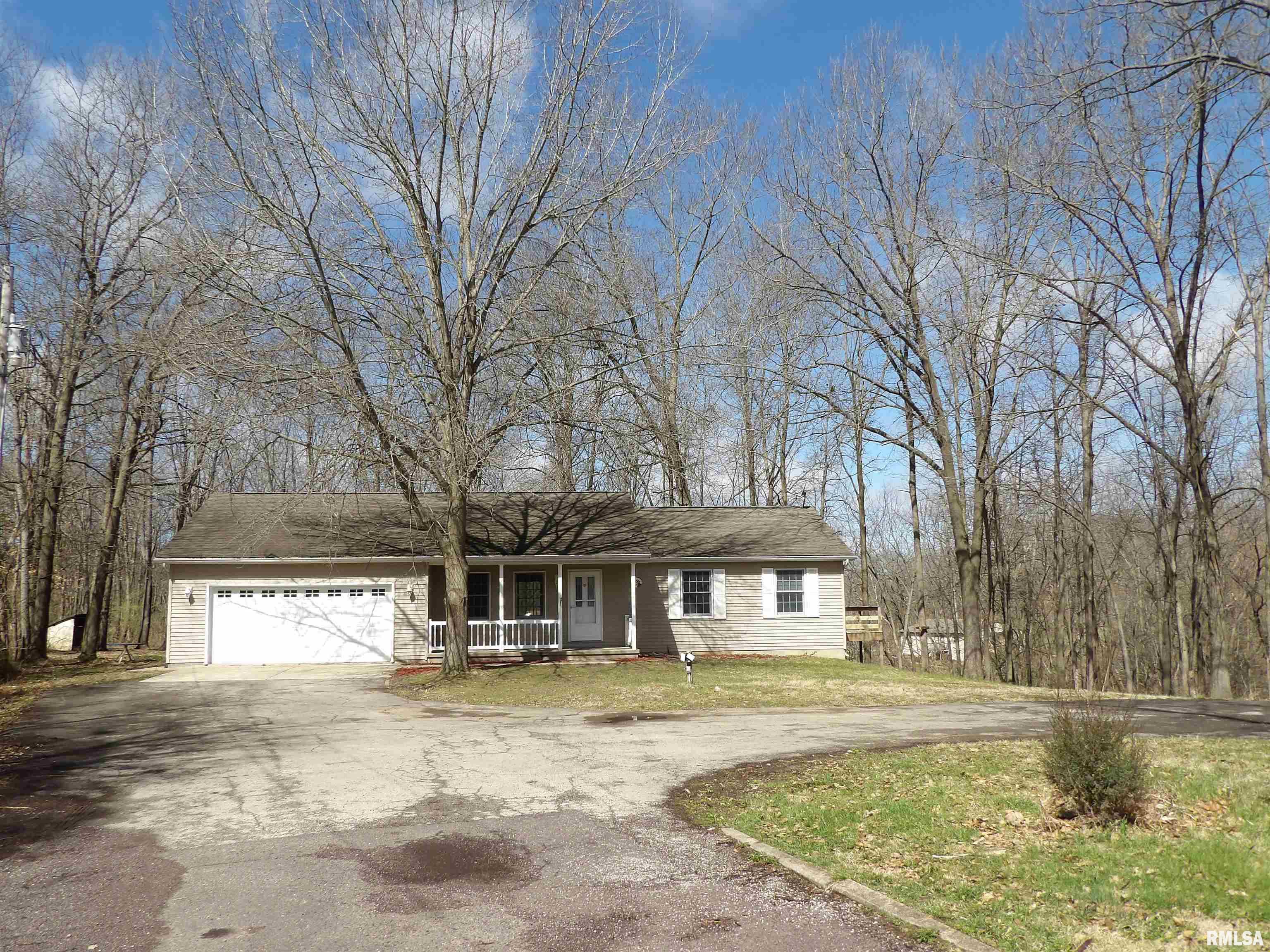 511 West Little Street Athens, IL 62613 - Photo 26 of 27 Gallery Image 26