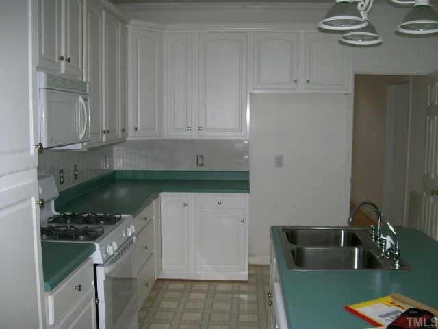 2312 Rogers Road Graham, NC 27253 - Photo 7 of 12 Gallery Image 7