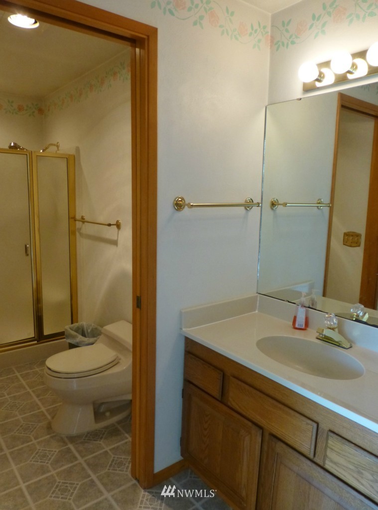 7023 Mullen Road Southeast Olympia, WA 98513 - Photo 13 of 25 Gallery Image 13