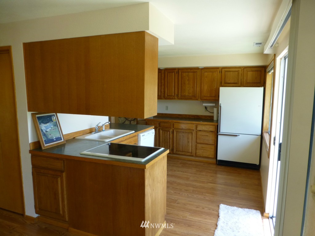 7023 Mullen Road Southeast Olympia, WA 98513 - Photo 8 of 25 Gallery Image 8