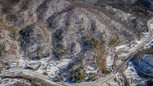 $125,000 | 37 (hwy 19e) Hampton Tn 37658, Hampton, TN 37658