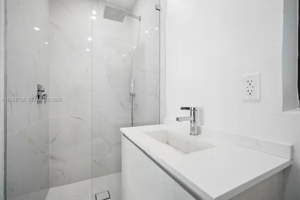 $35,000 | 5661 Pine Tree Drive, Miami Beach, FL 33140