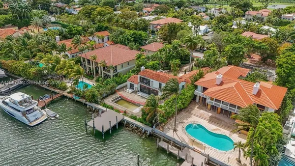 $35,000 | 5661 Pine Tree Drive, Miami Beach, FL 33140