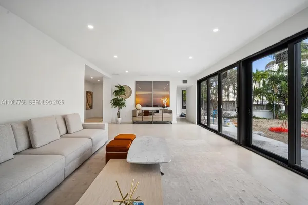$35,000 | 5661 Pine Tree Drive, Miami Beach, FL 33140