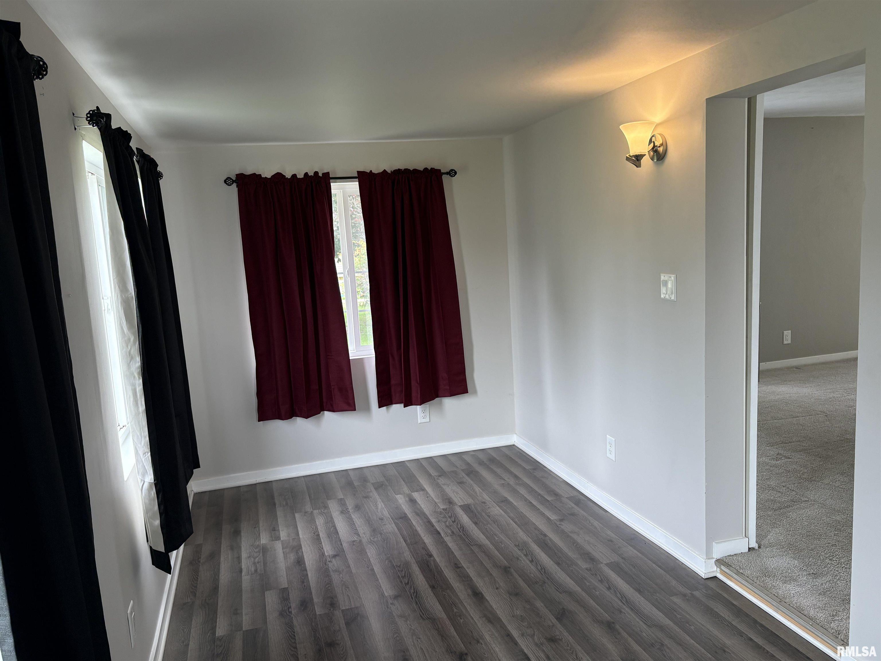 254 5th Street Dunfermline, IL 61524 - Photo 33 of 46