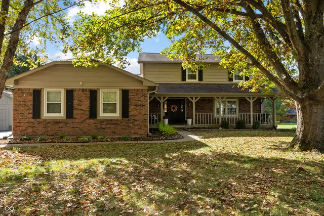 $429,900 | 1224 South Vera Drive, New Palestine, IN 46163