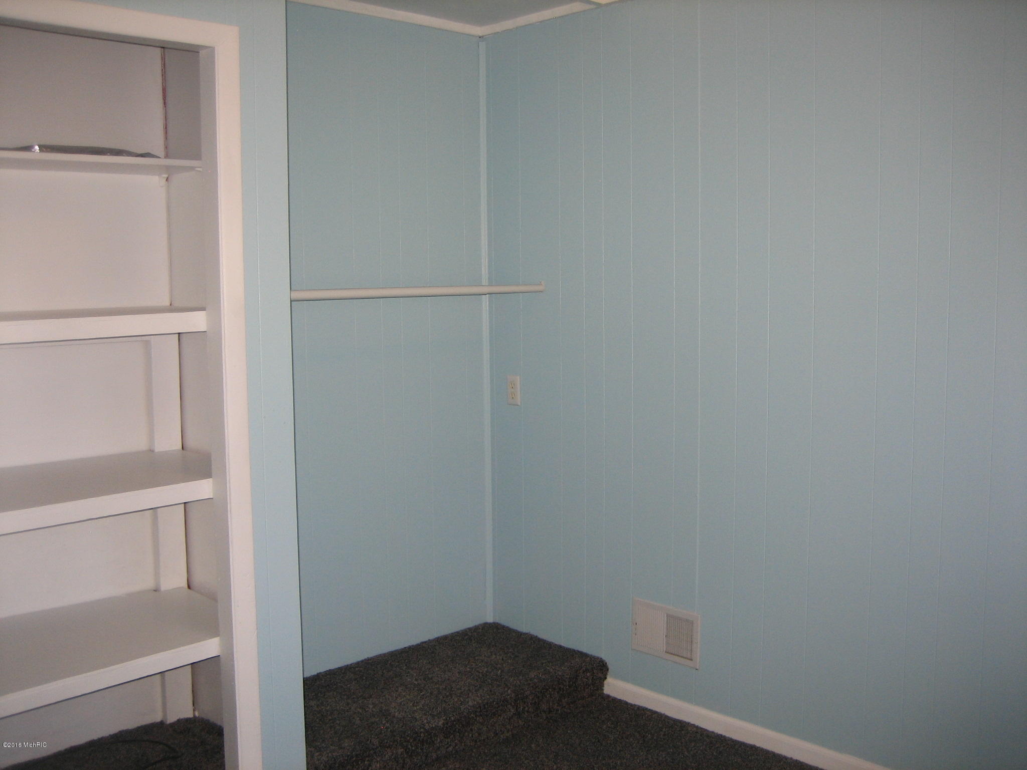 7458 10 Mile Road Ceresco, MI 49033 - Photo 16 of 27 bed2