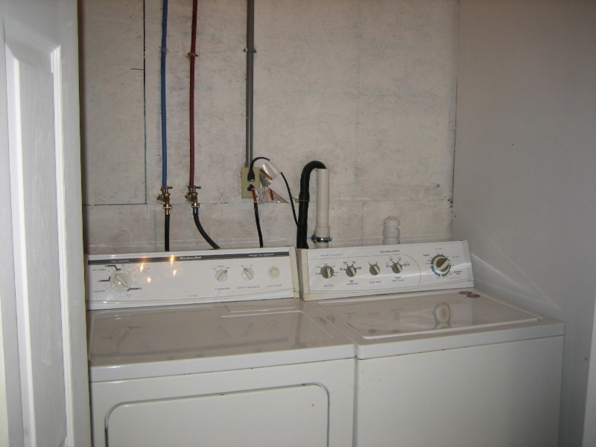 7458 10 Mile Road Ceresco, MI 49033 - Photo 19 of 27 laundry