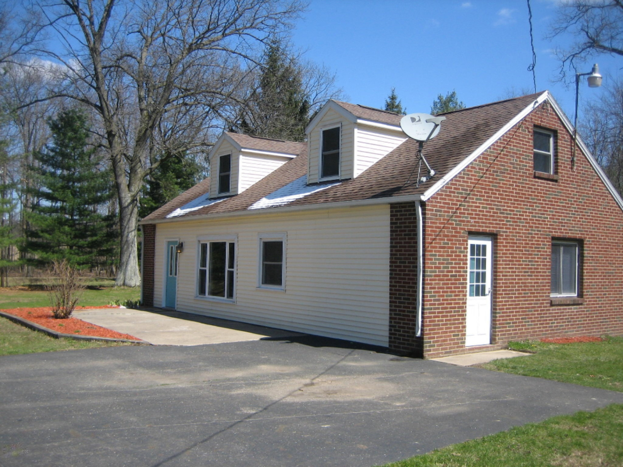 7458 10 Mile Road Ceresco, MI 49033 - Photo 5 of 27 front 2