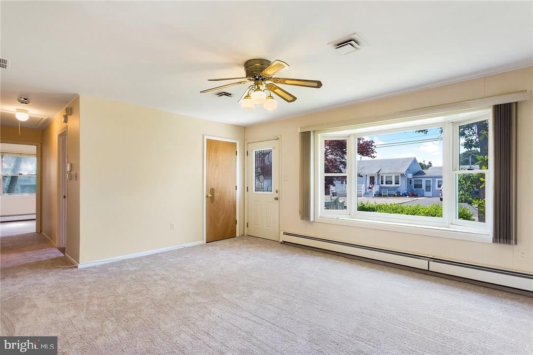 217 Penguin Road Brick, NJ 08723 - Photo 2 of 10 Gallery Image 2
