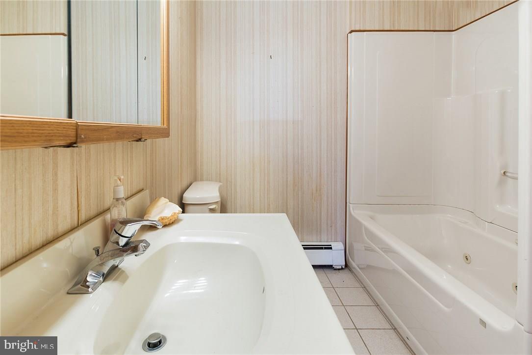 217 Penguin Road Brick, NJ 08723 - Photo 7 of 10 Gallery Image 7