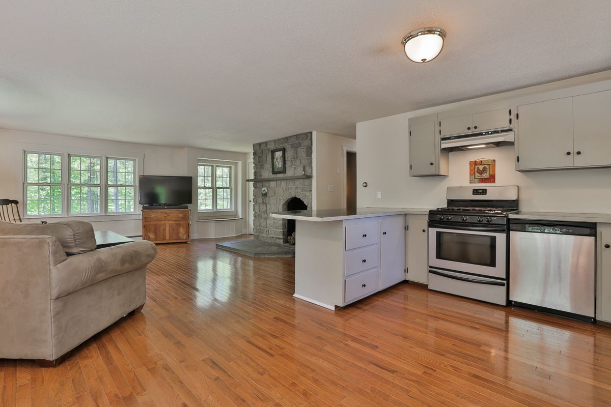 50 East Sutton Road Warner, NH 03278 - Photo 4 of 39