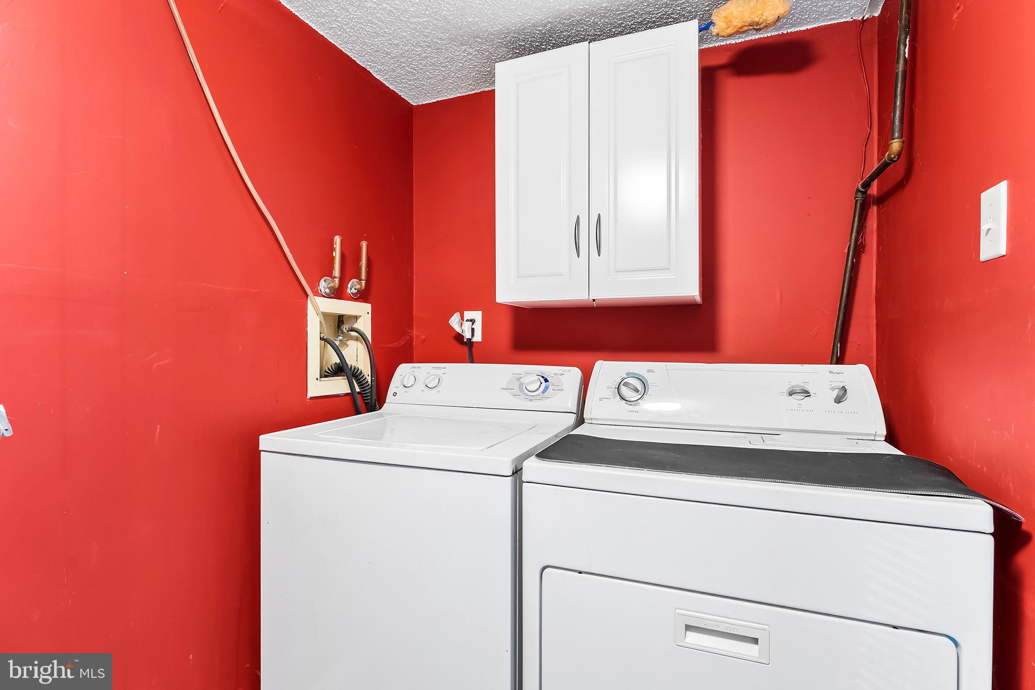 223 Stirrup Road Swedesboro, NJ 08085 - Photo 26 of 30 a utility room with dryer and washer