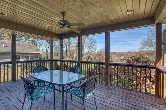 $539,500 | 1722 West New Hope Road, Boonville, IN 47601